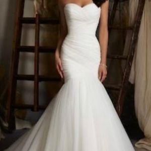 Ivory Mermaid Wedding Dress, Worn For 15 Mins, Decided To Get Married At My 40th